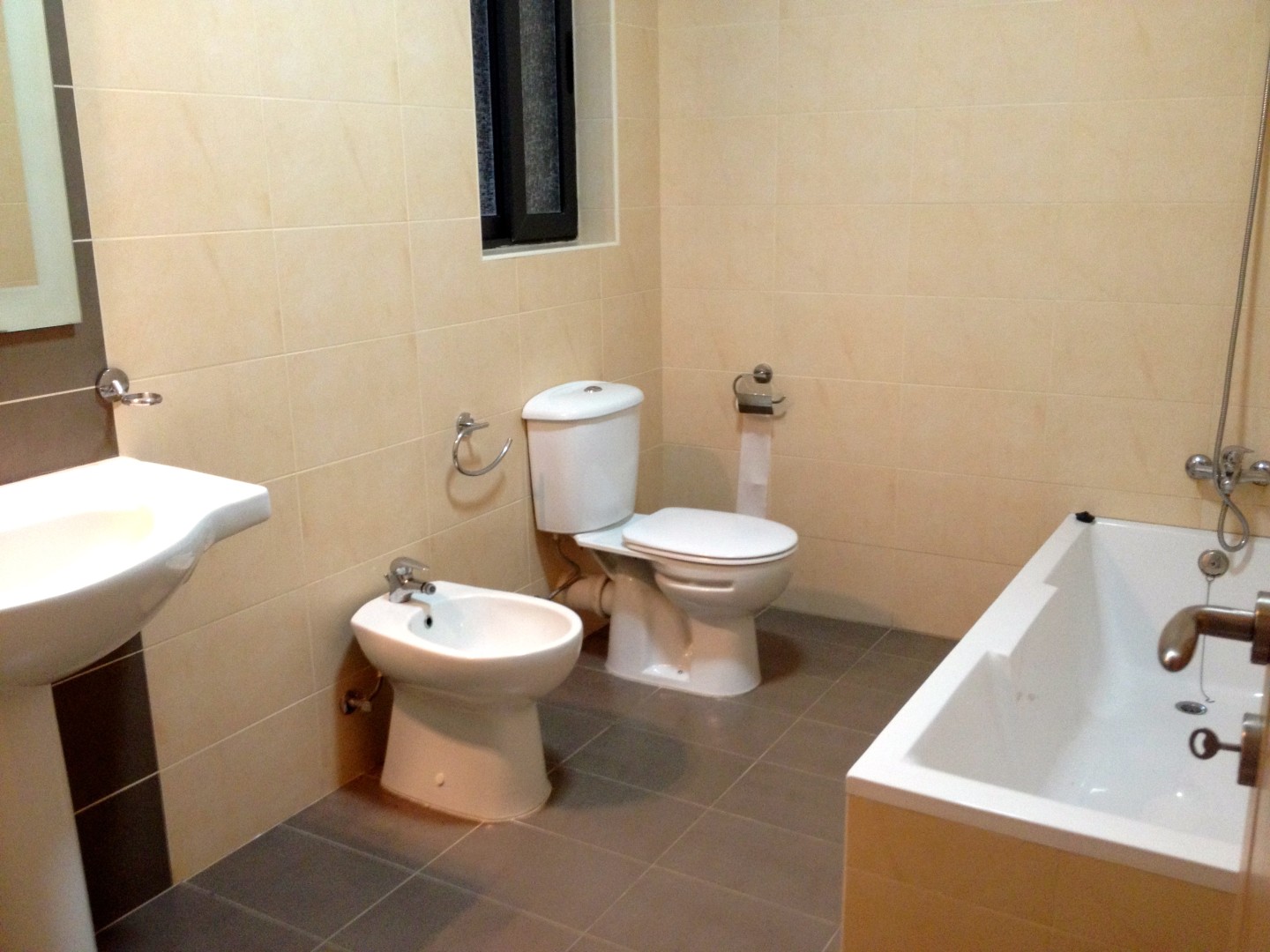 Modernized 3 bedroom flat in Balzan for rent