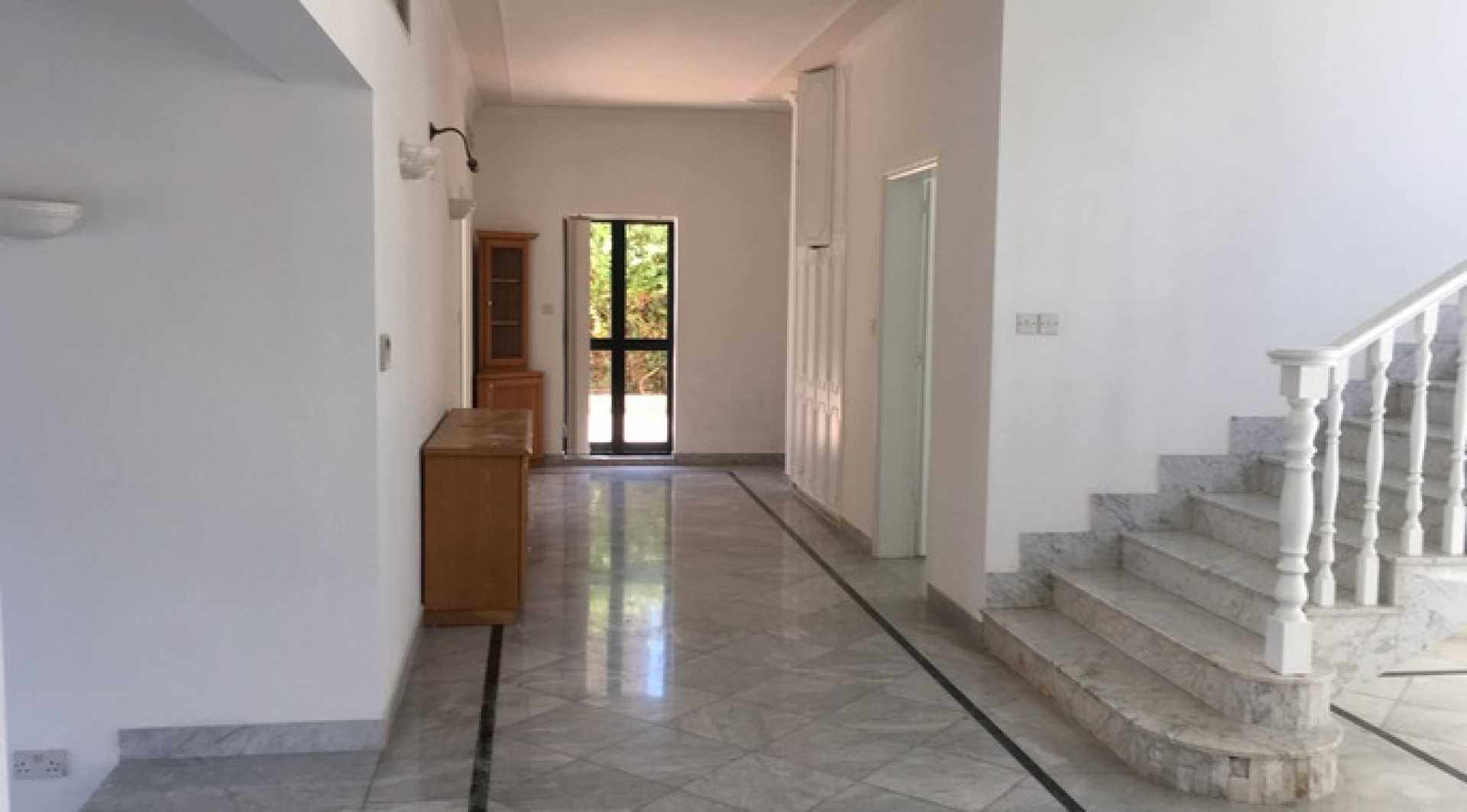 Villa with a Pool and Gardens