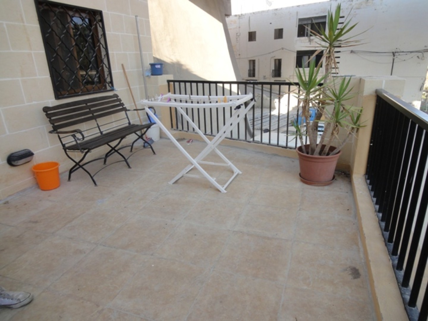 Modern 1 bedroom apartment in St.Julians with terrace Simon Mamo Real