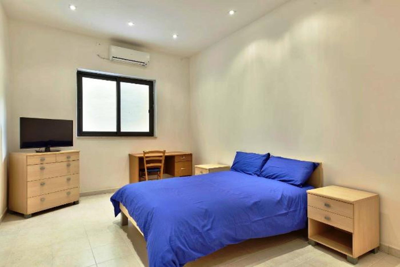 Ground Floor Apartment with a Backyard