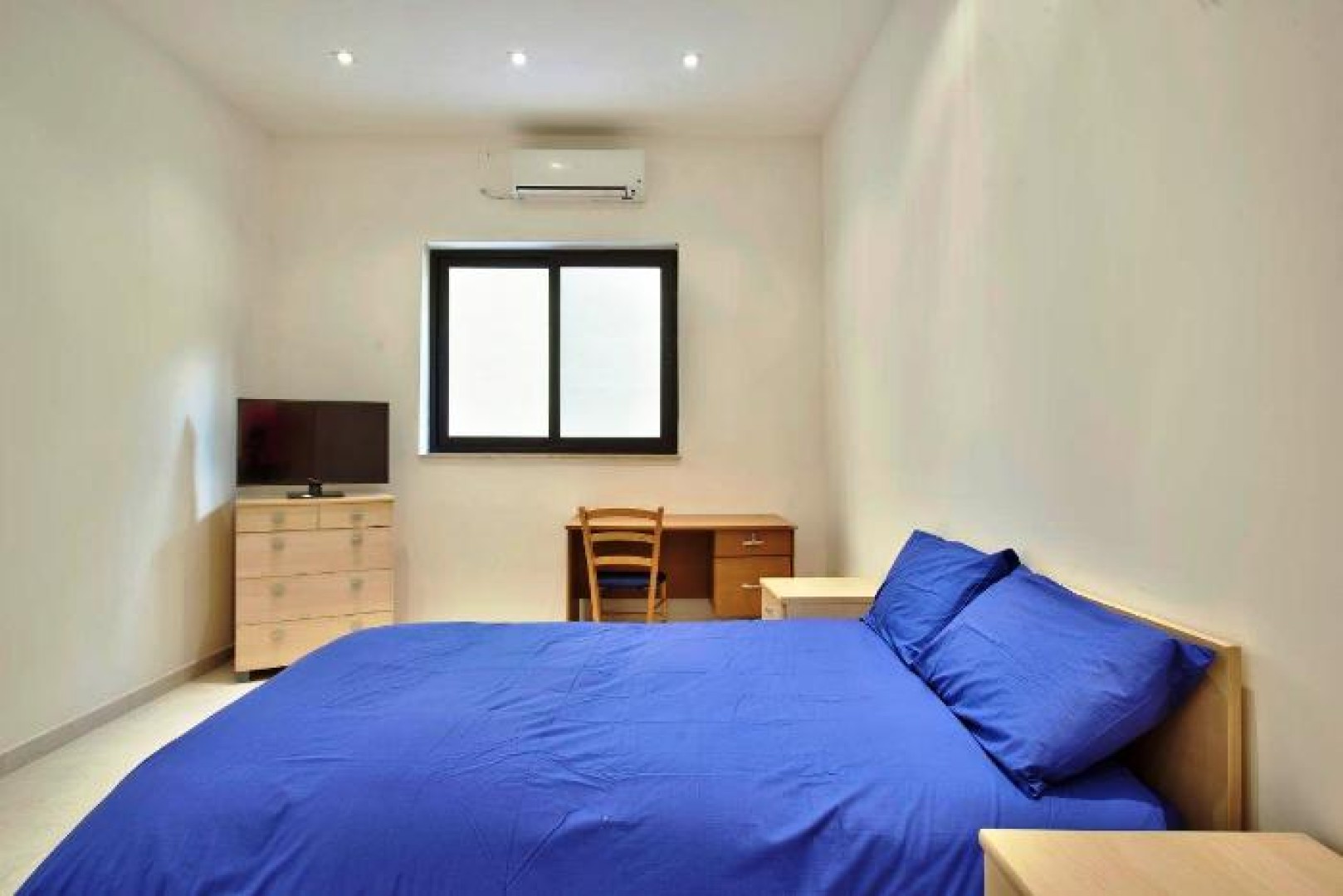 Ground Floor Apartment with a Backyard