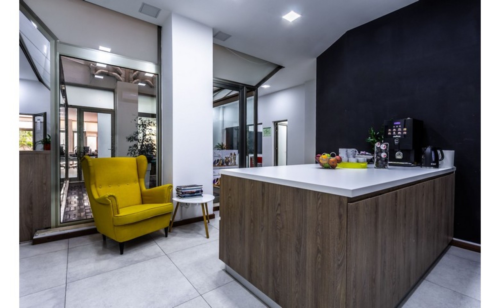 Ground Floor Office with a Backyard