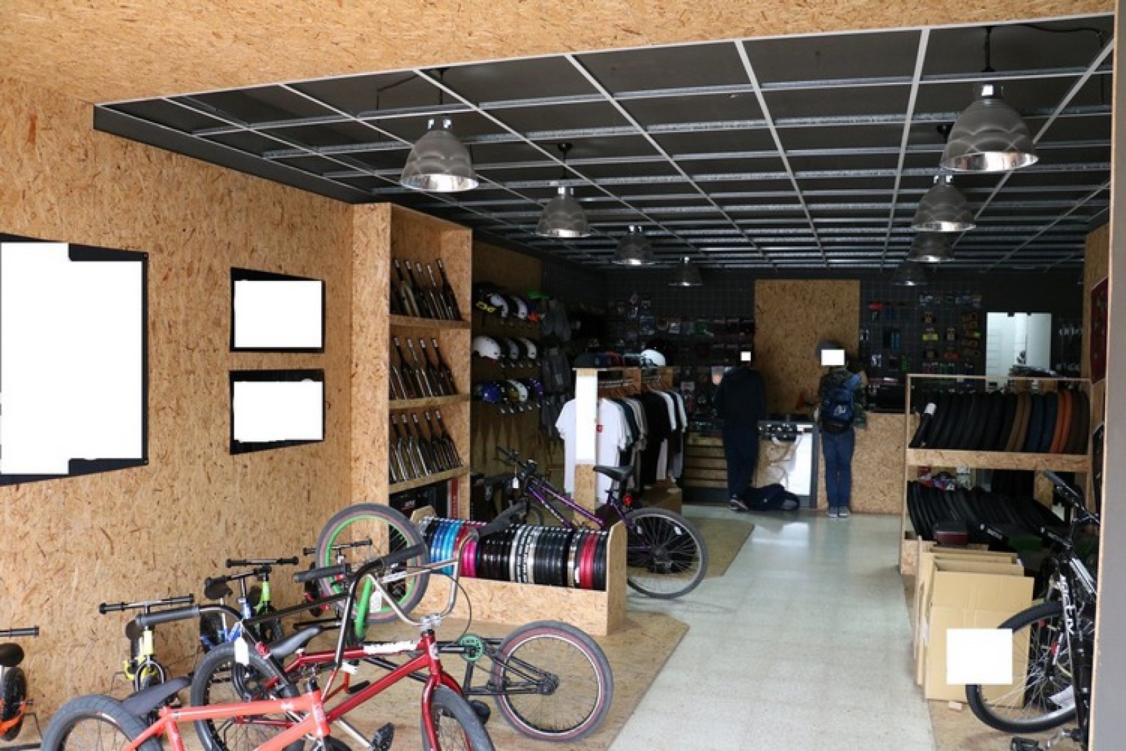 Great Retail Shop in A very Busy Street in Birkirkara