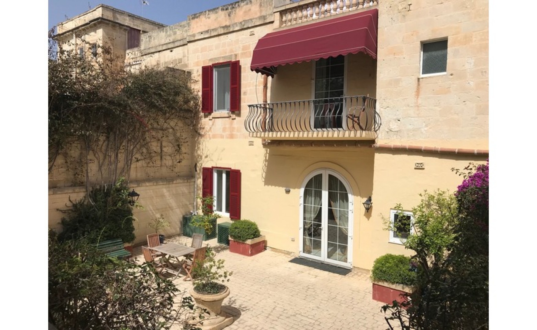 Palazzo on the Waterfront