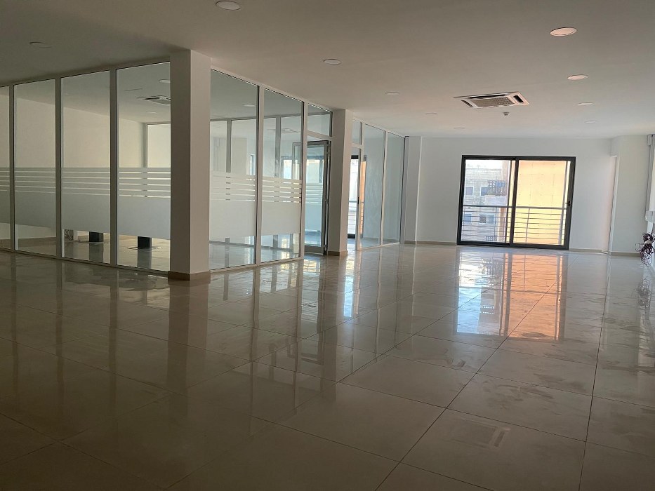 Office with Open Plan Layout