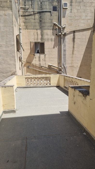 Townhouse with Office Space