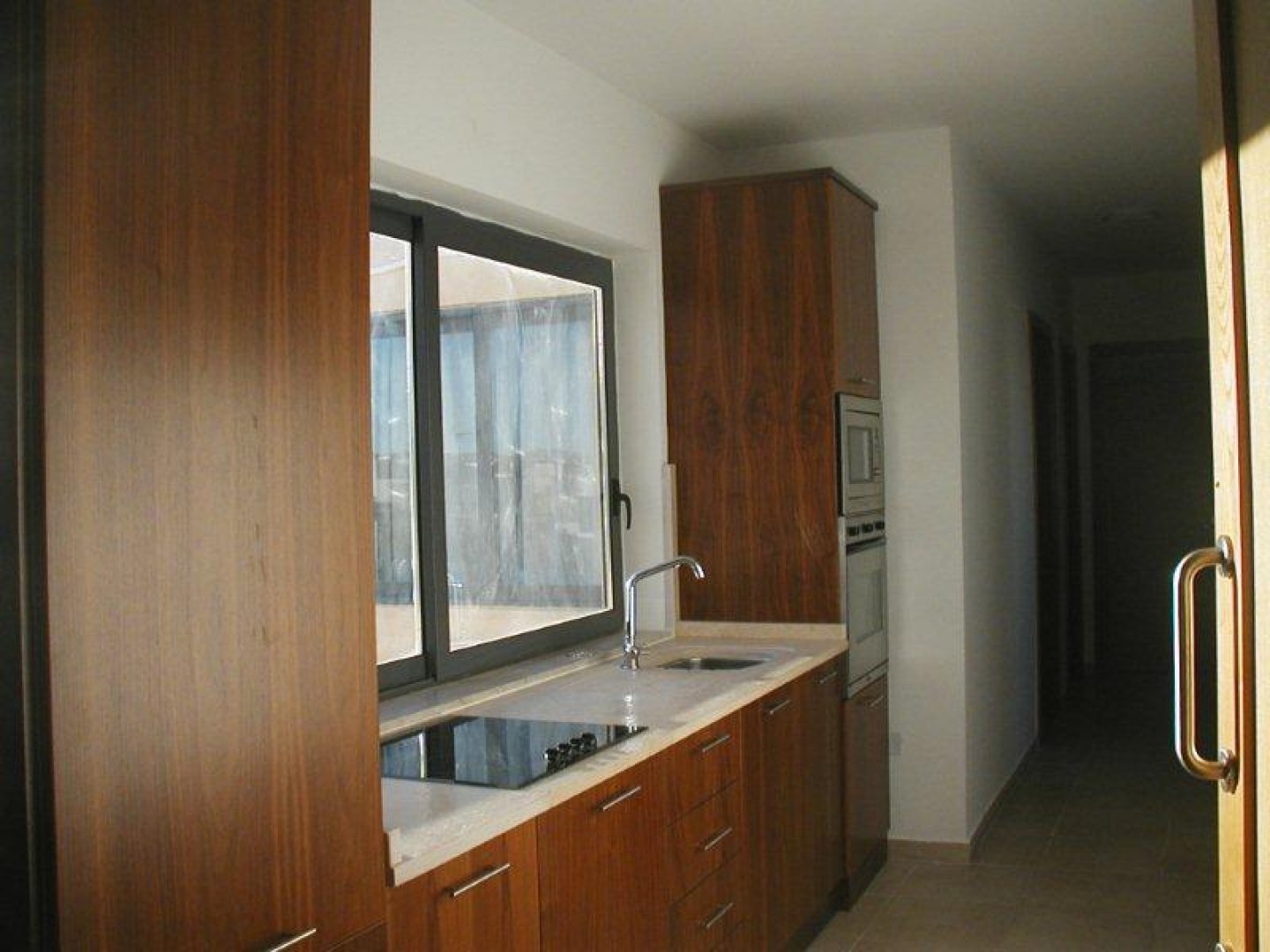 Modern Penthouse with 3 Bedrooms