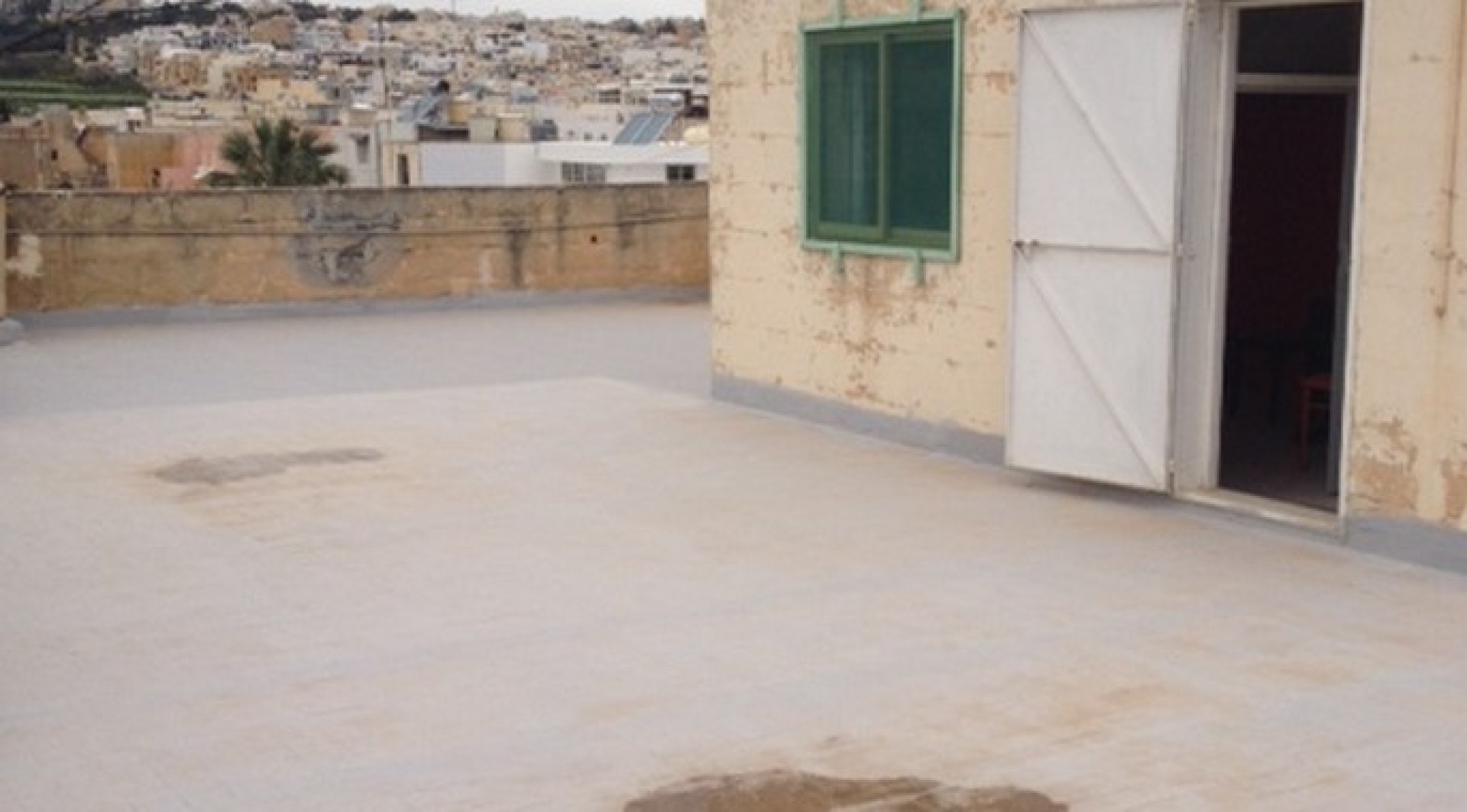 Maisonette with a Roof Terrace
