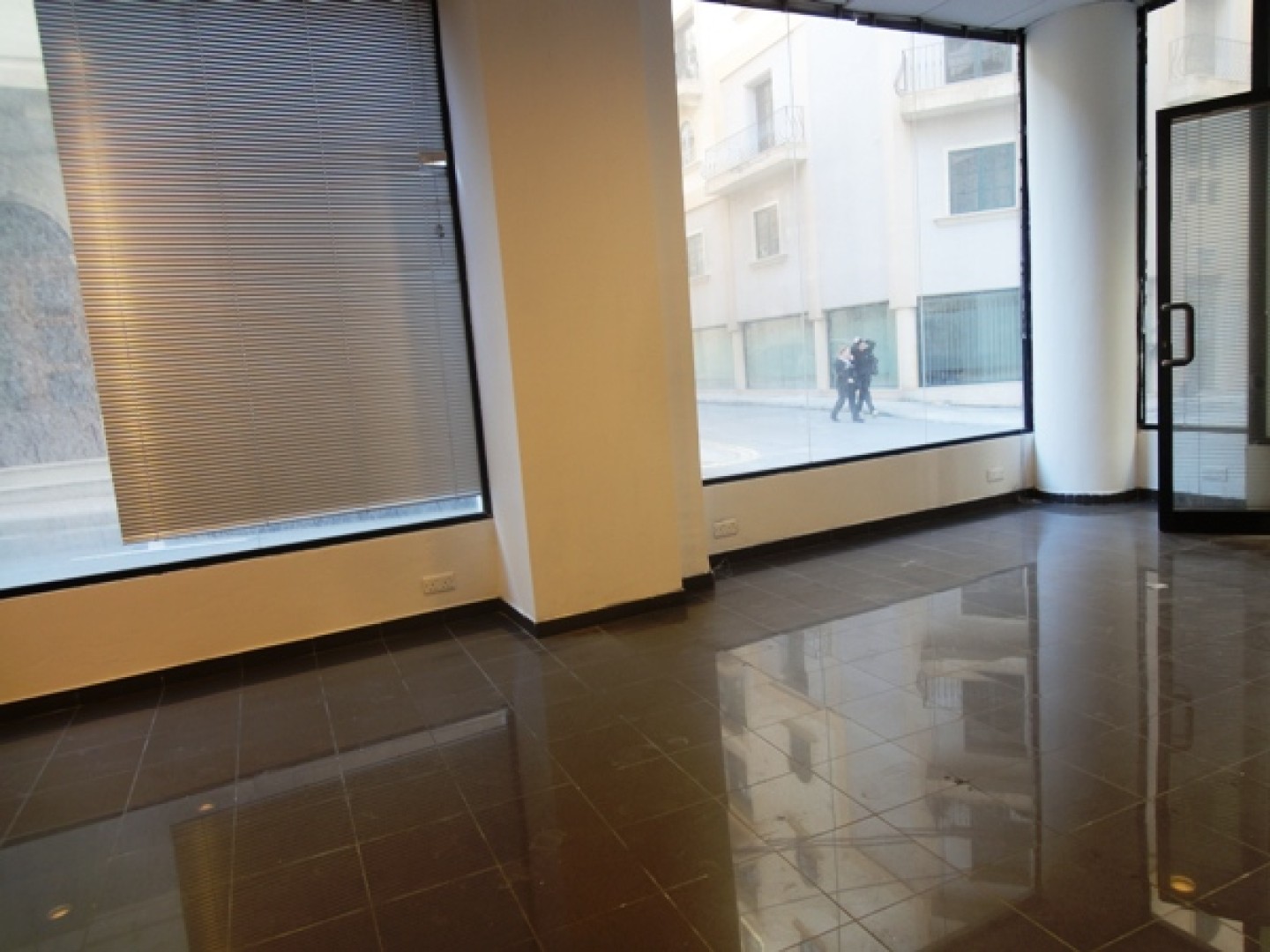 Ground Floor Shop/Office