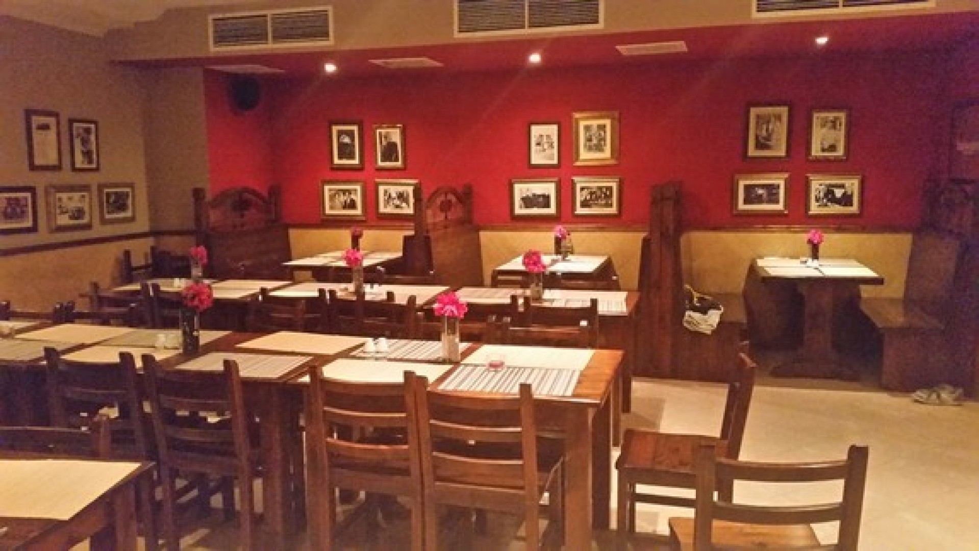 Gozo Real Estate: Fully Equipped Restaurant and Bar in the center of Nadur