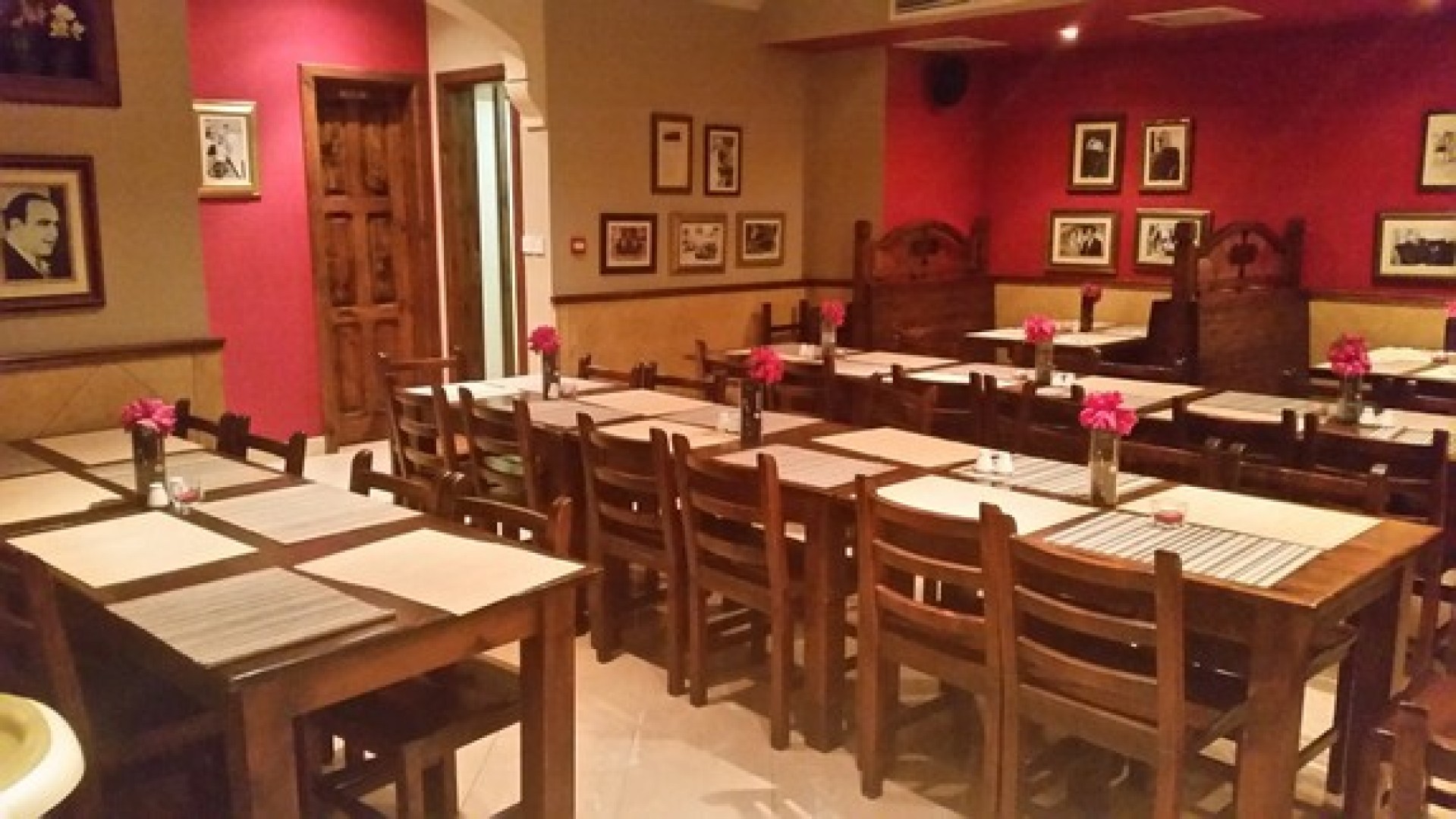 Gozo Real Estate: Fully Equipped Restaurant and Bar in the center of Nadur