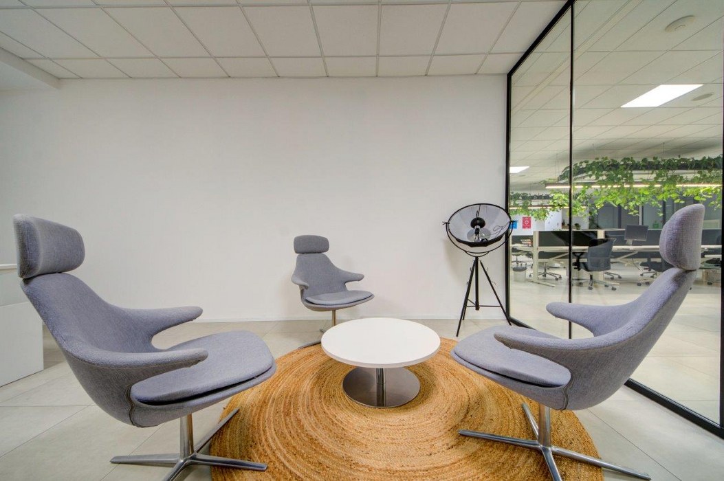 Modern Office with Parking