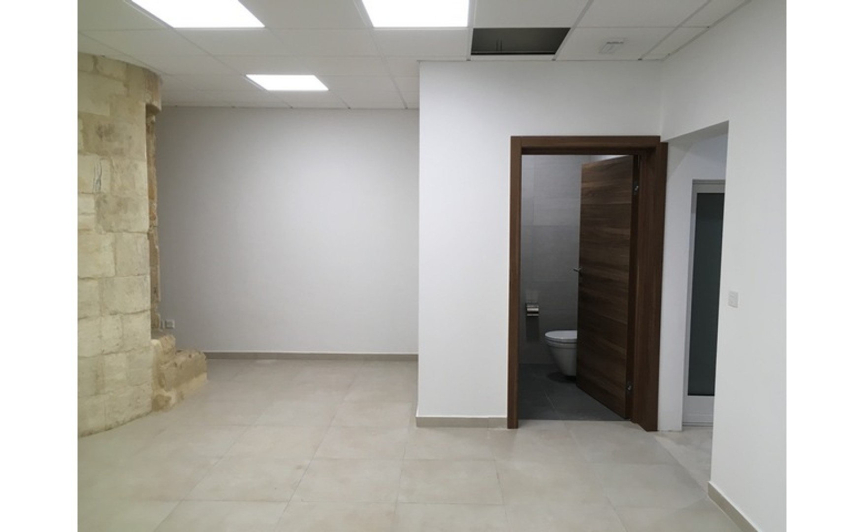 Palazzo with a Roof Terrace