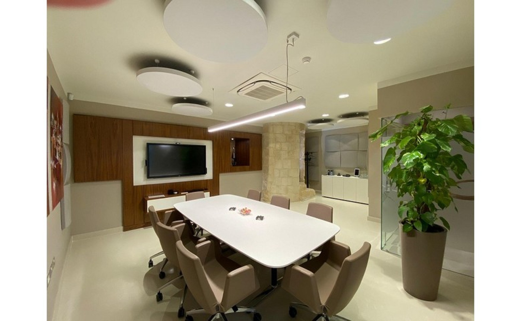 Palazzo with a Roof Terrace