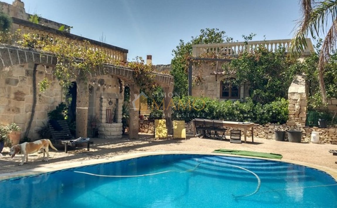Недвижимость в Birżebbuġa