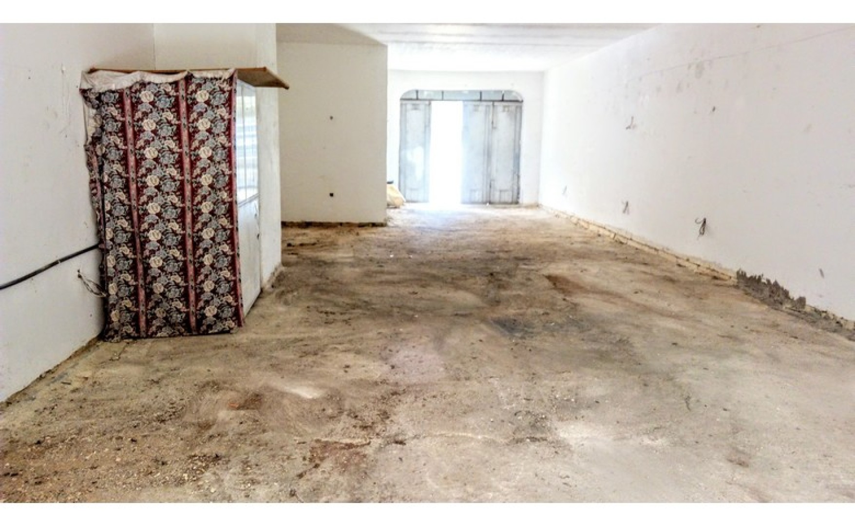 Real estate Malta: Marsascala 120sqm garage for rent