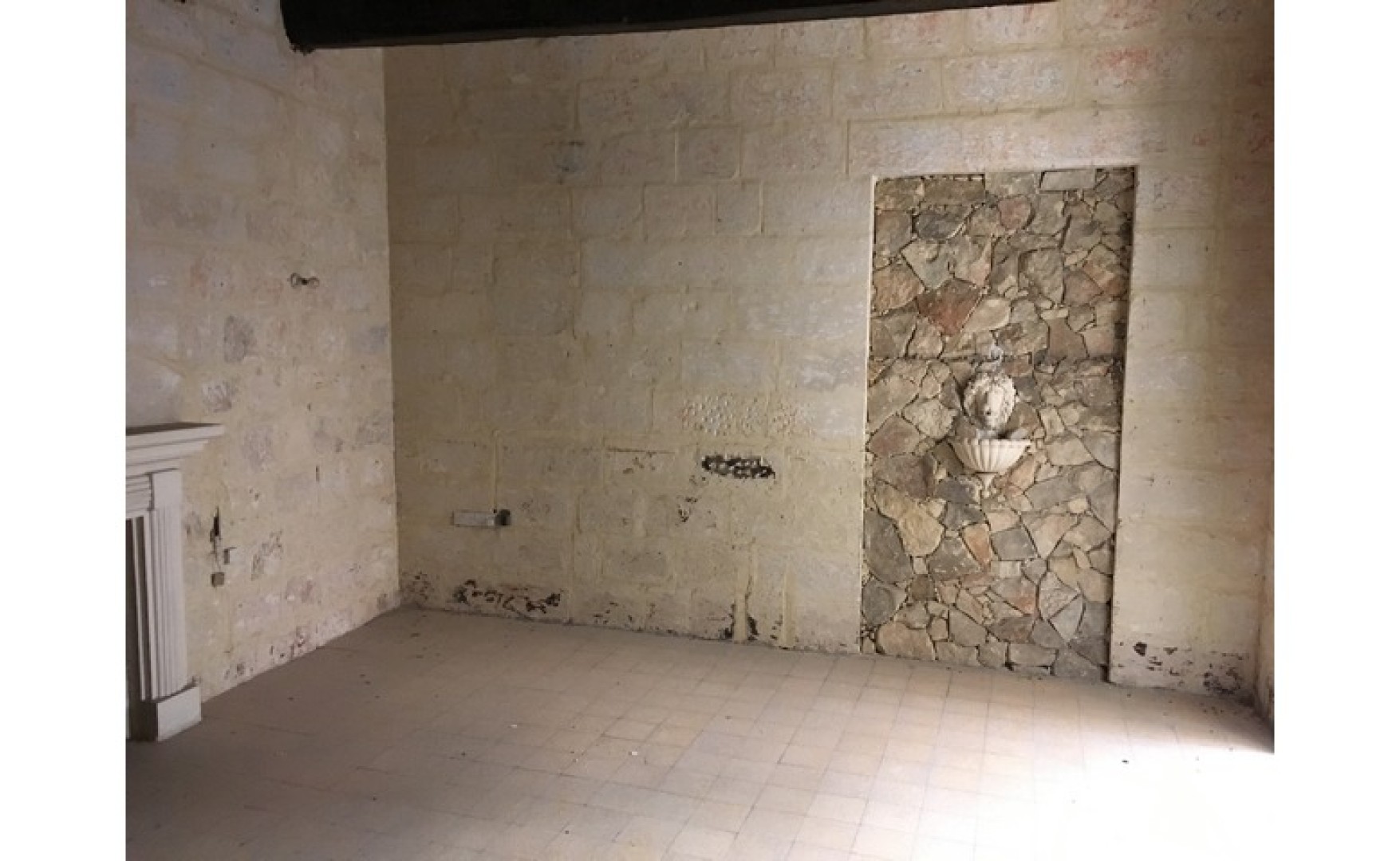 Block of Apartments with a Roof Terrace