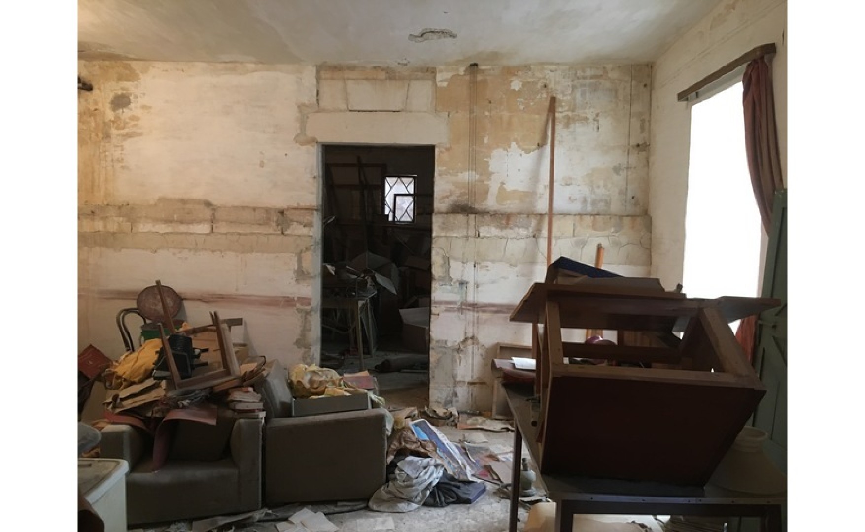 Block of Apartments with a Roof Terrace