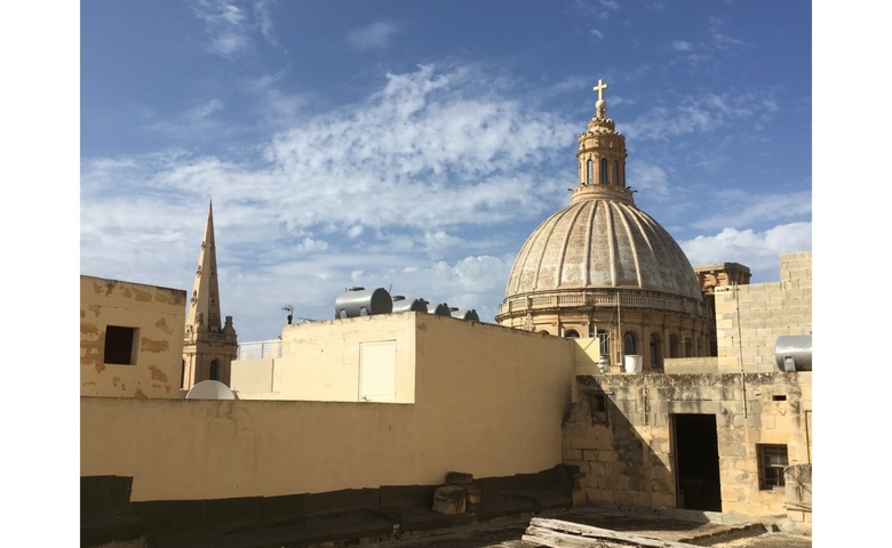 Block of Apartments with a Roof Terrace