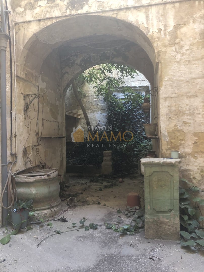 Proprjetà f' Floriana