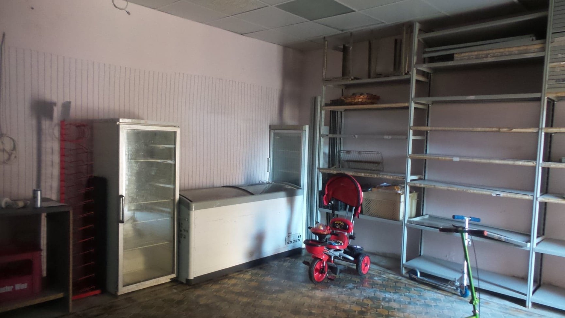 Commercial property Malta:  Class 4 Shop in Kalkara for sale