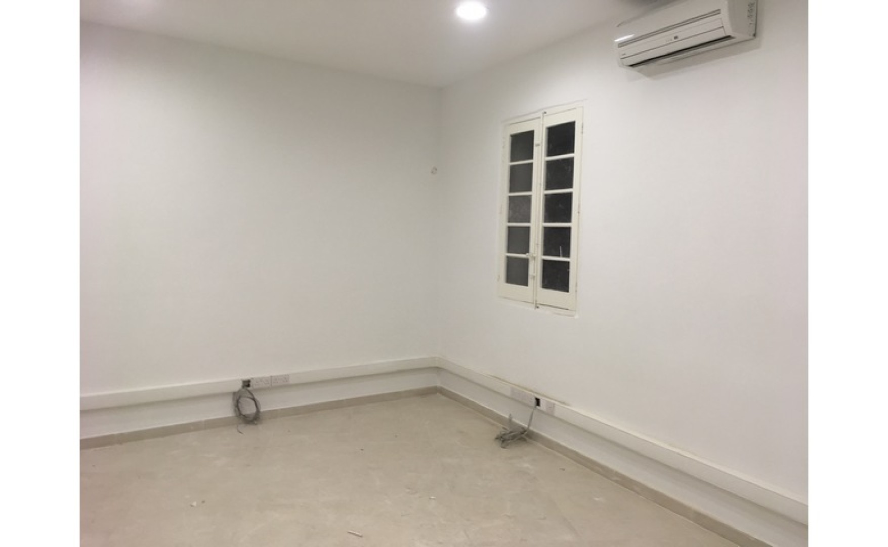 Office Space with a Roof Terrace