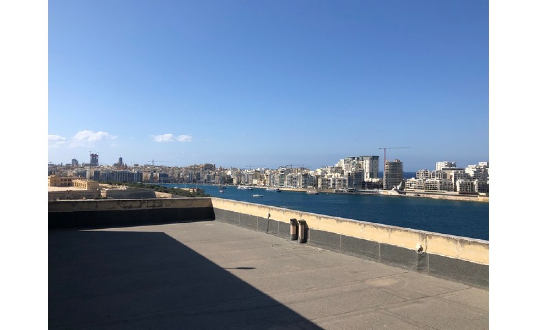 Office Space with a Roof Terrace