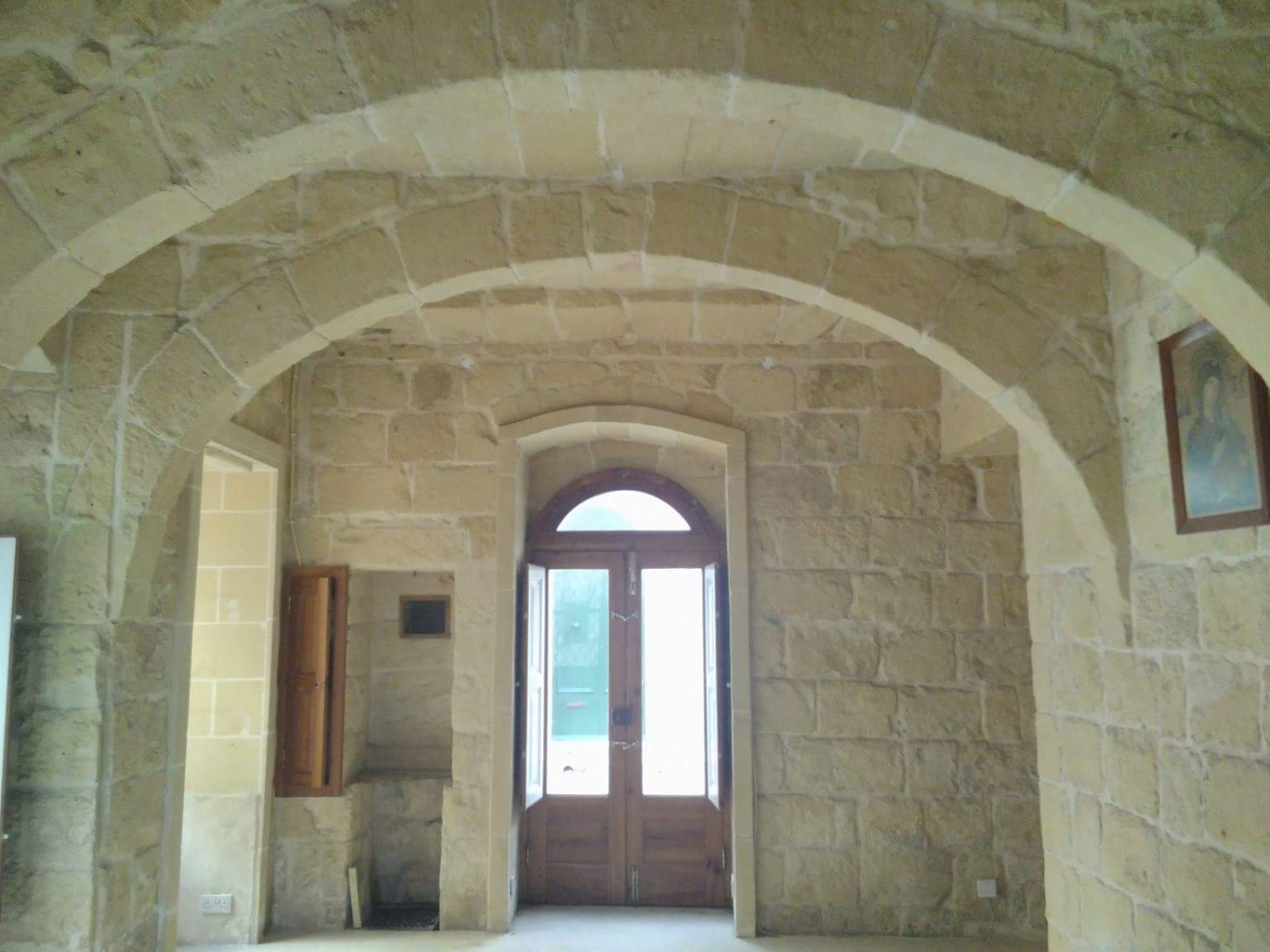 Real Estate Gozo: Shop for Sale in Victoria