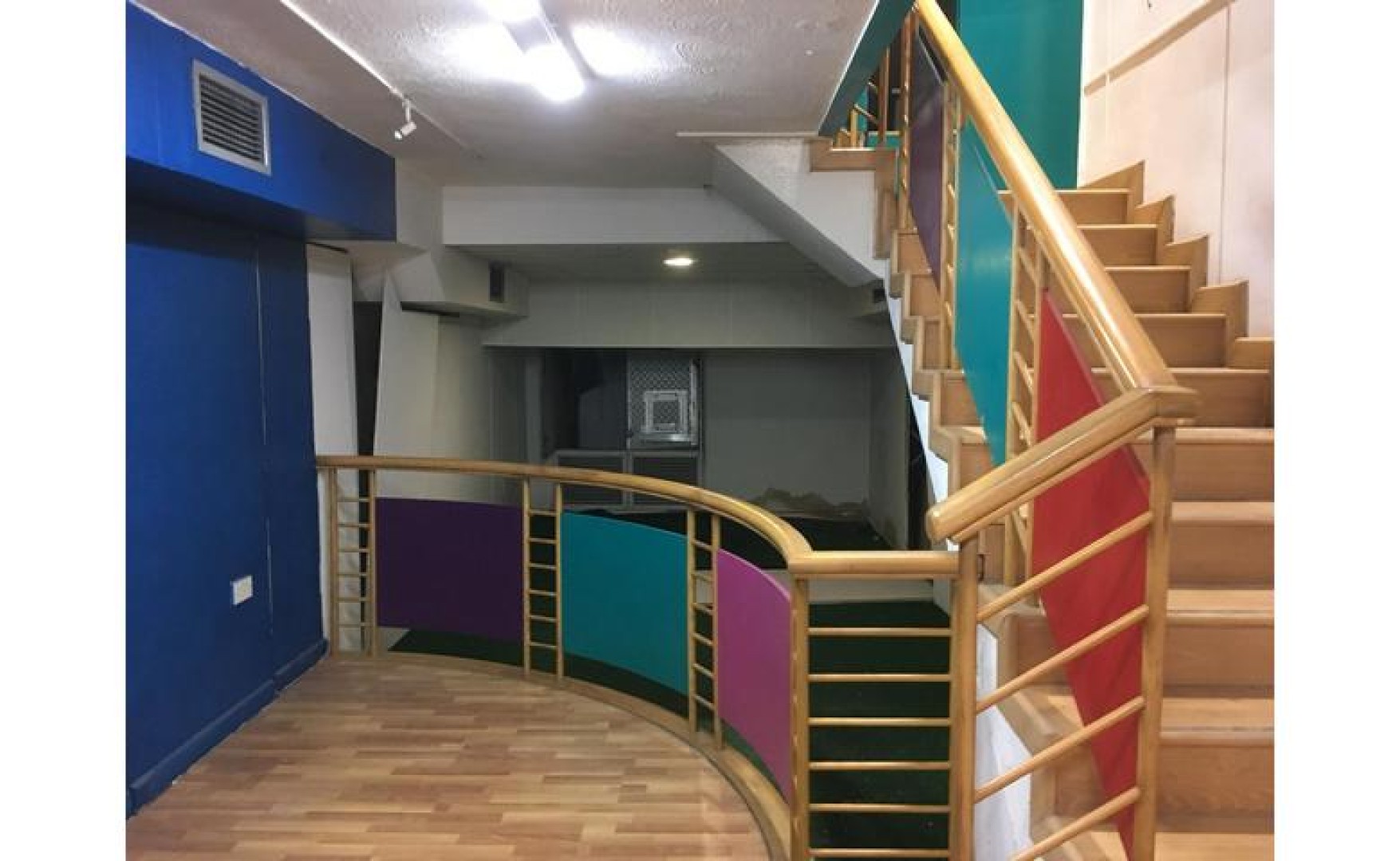 Restaurant with Outside Seating