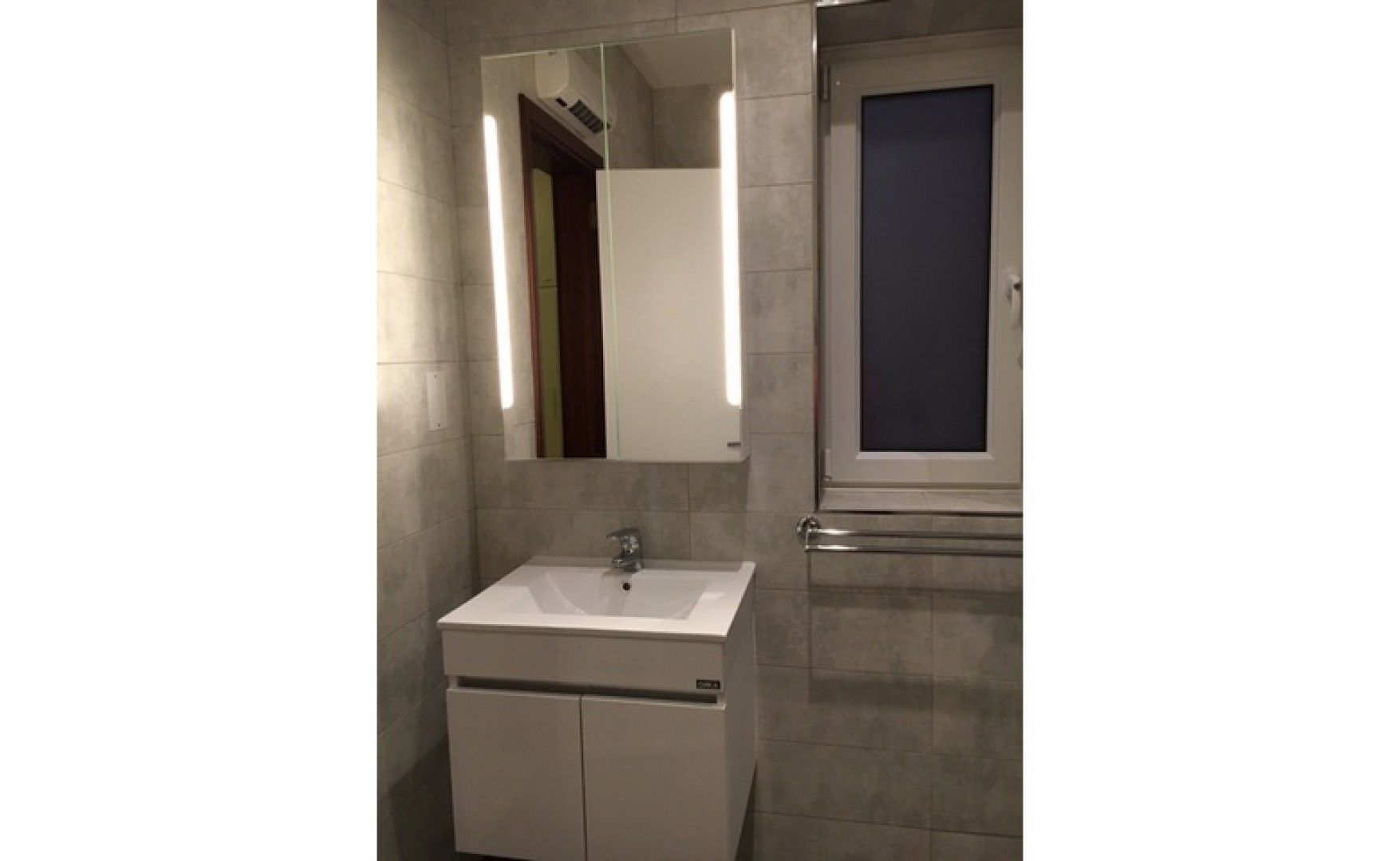 Maisonette with 2 Car Garage