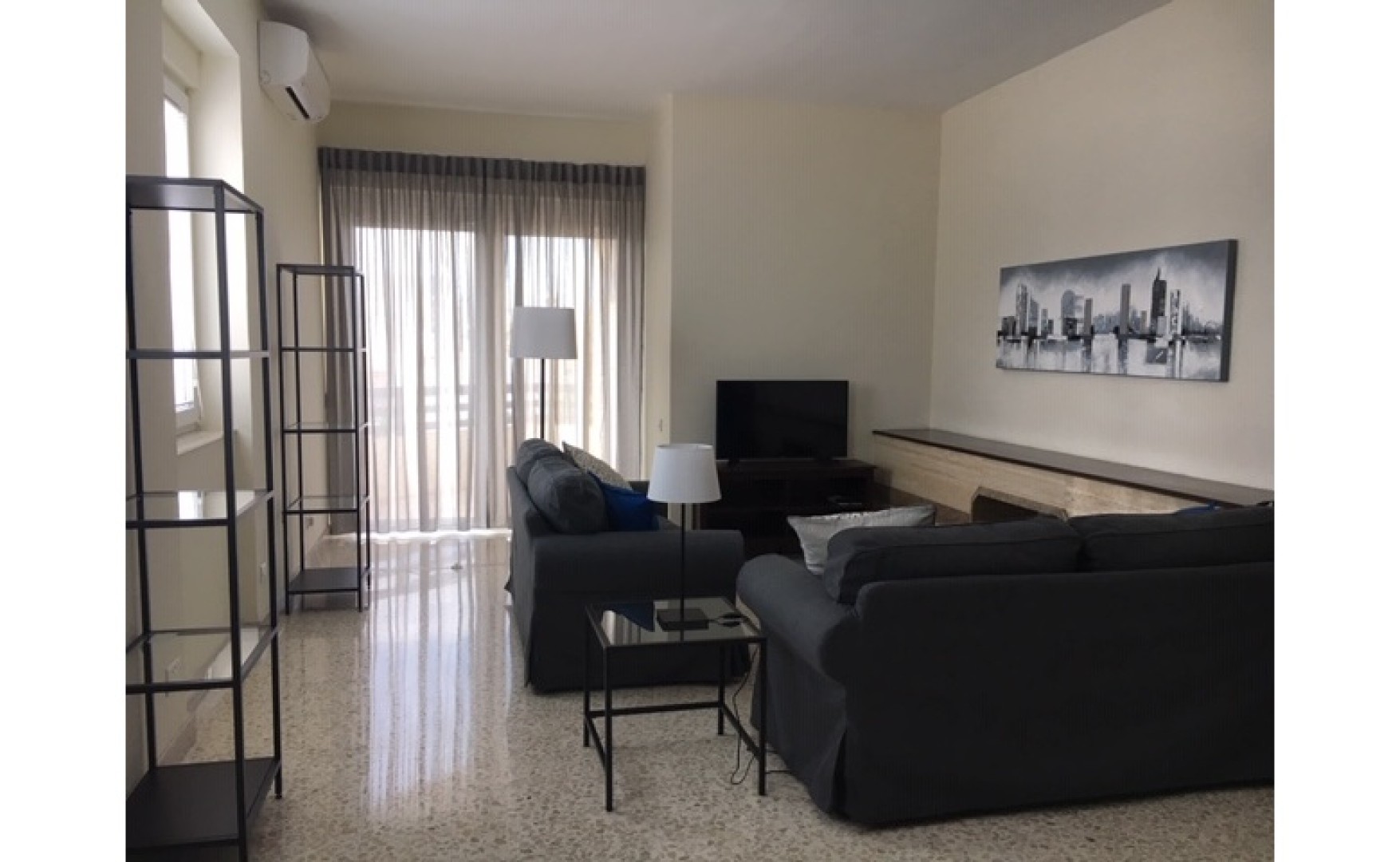 Maisonette with 2 Car Garage