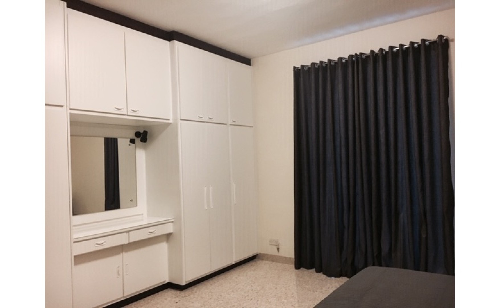 Maisonette with 2 Car Garage