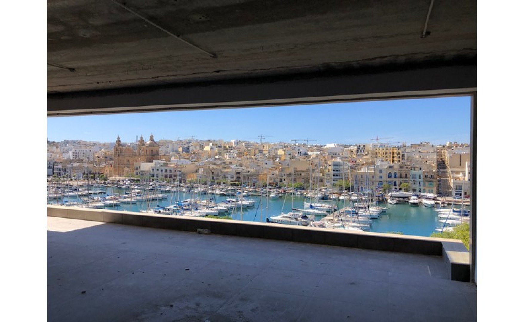 Furnished Office with Sea Views