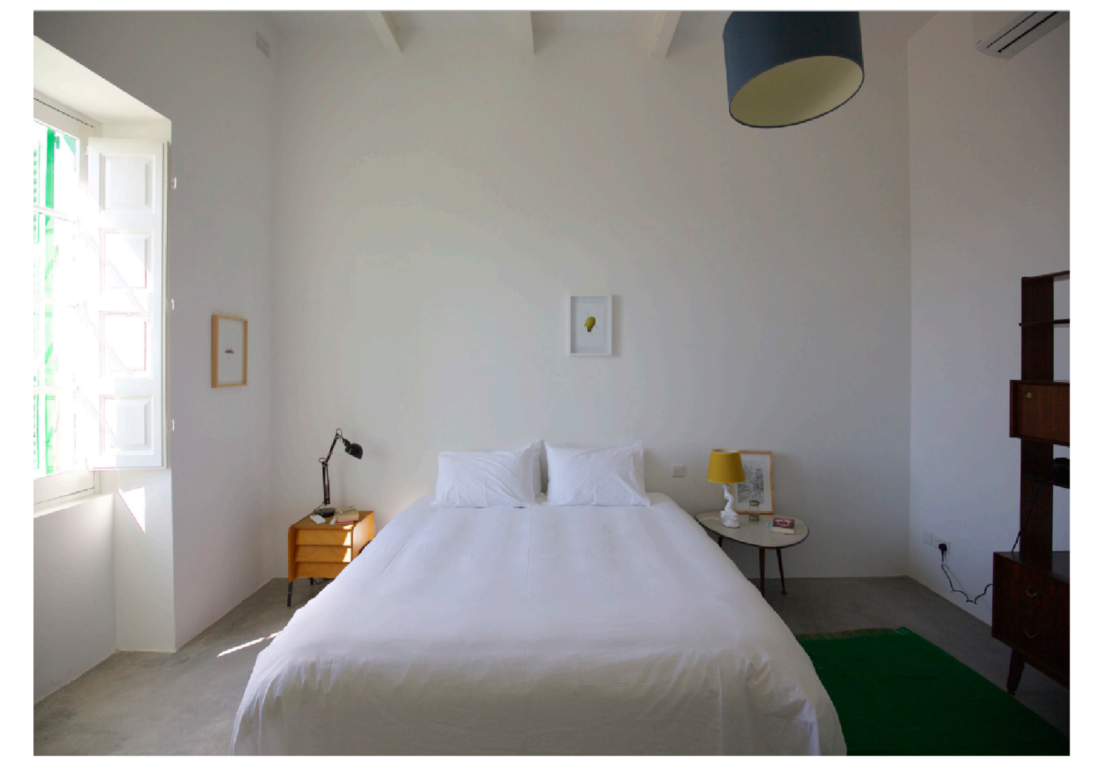 Corner Apartment with seaviews