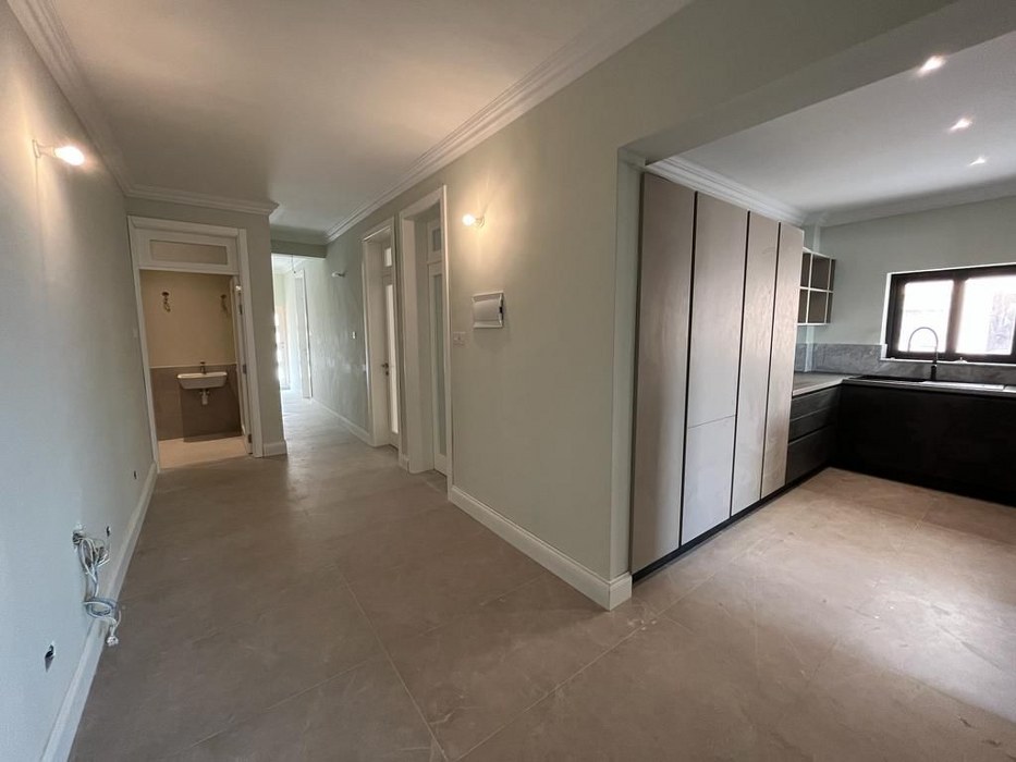 Ground Floor Apartment with a Backyard