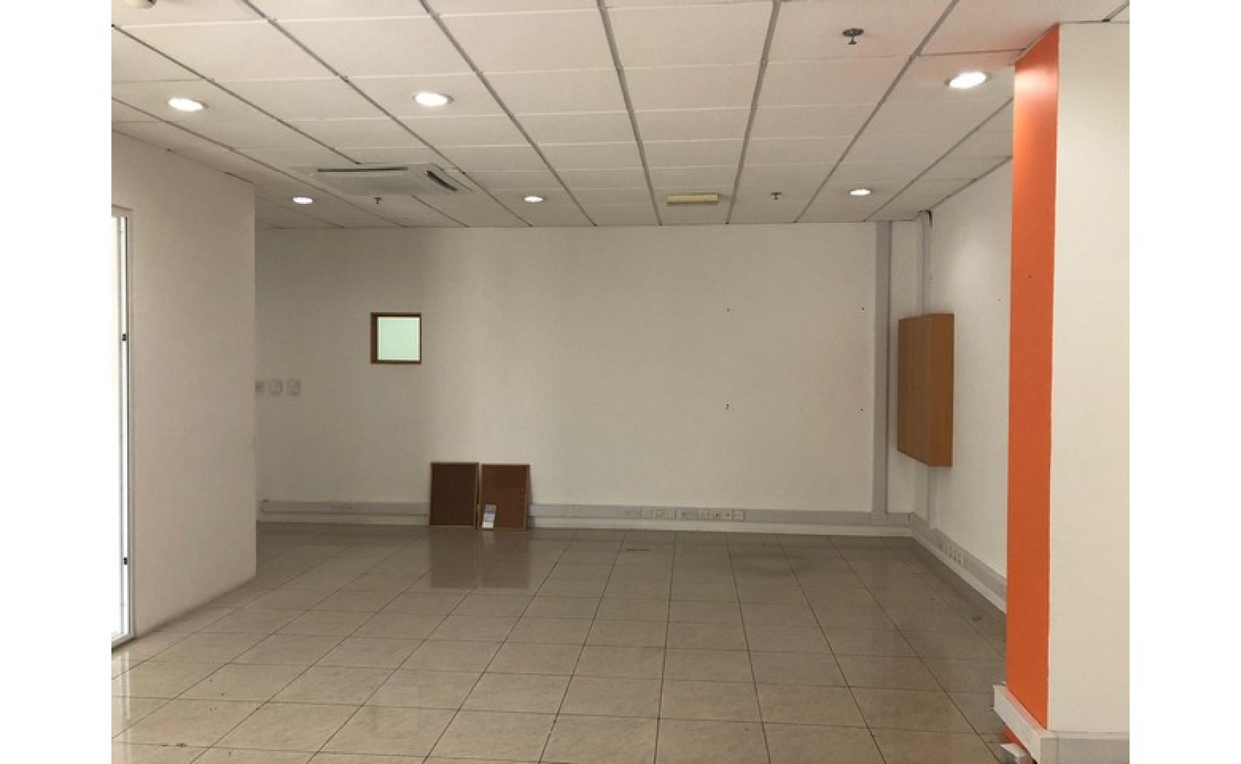 Office Space with a Terrace