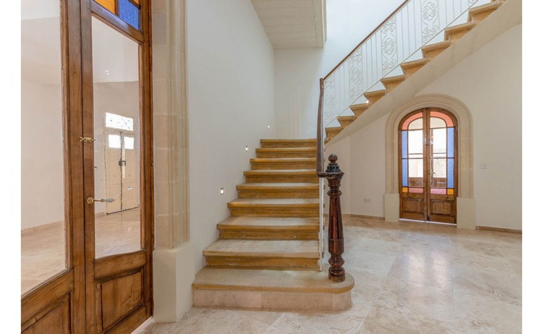 Office Space with a Roof Terrace