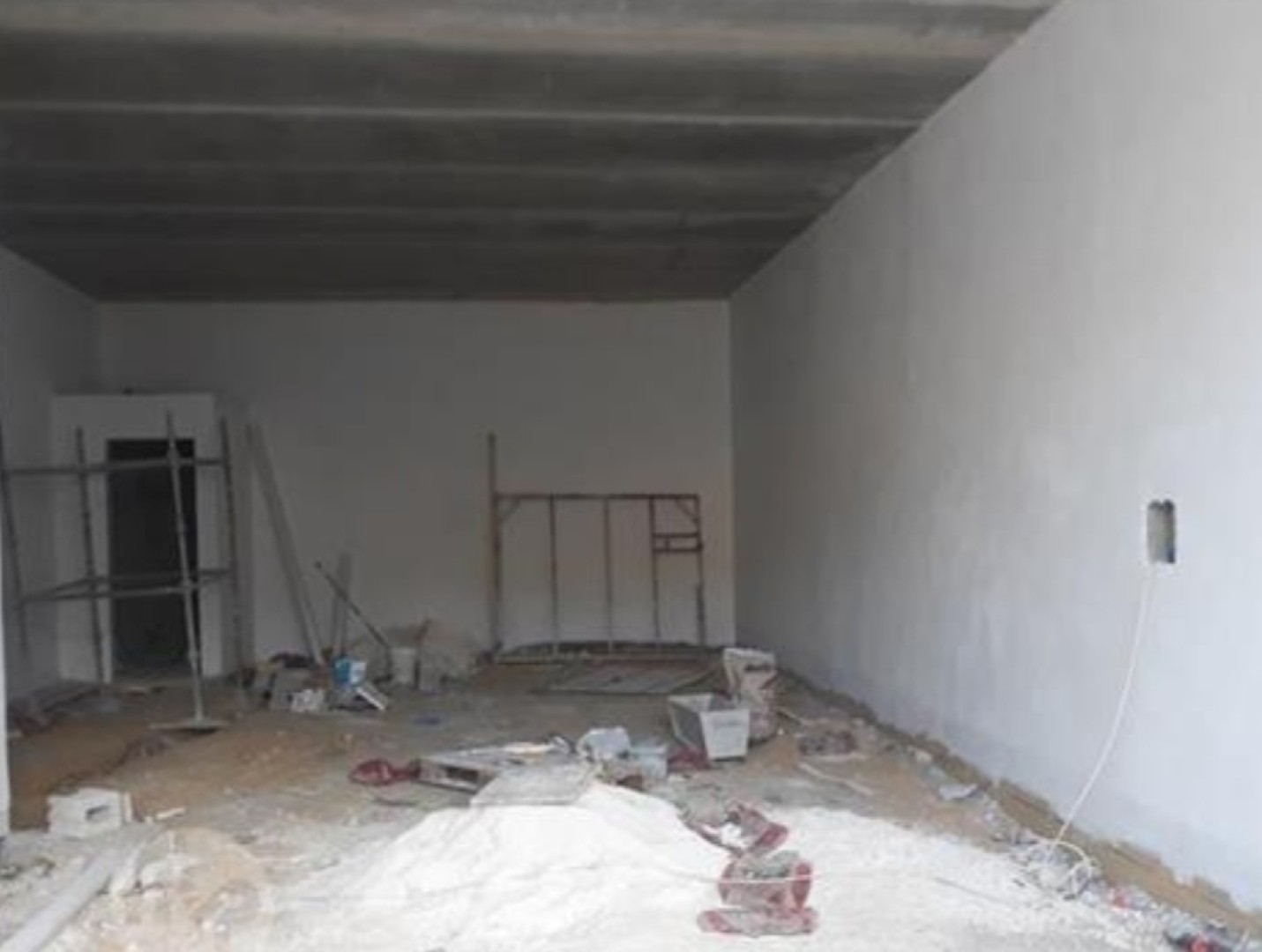Malta real estate agents: New block with Residential/Commercial Permit in Qormi