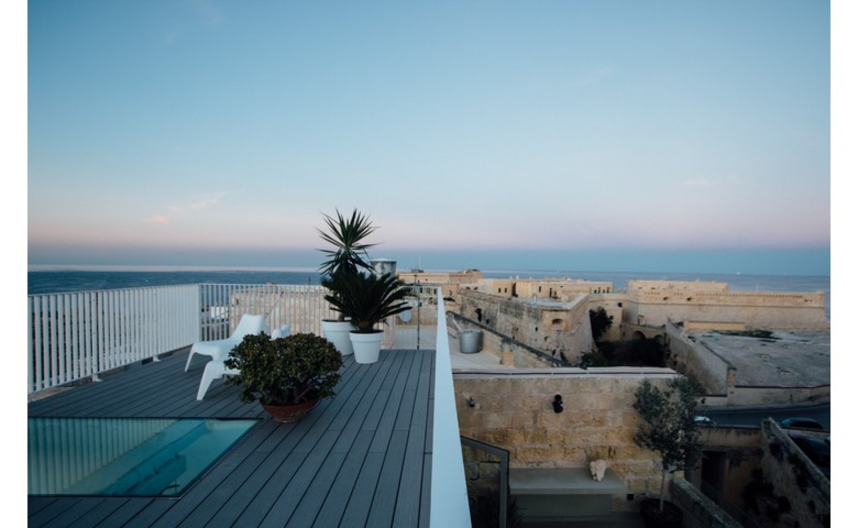 Office Space with a Terrace