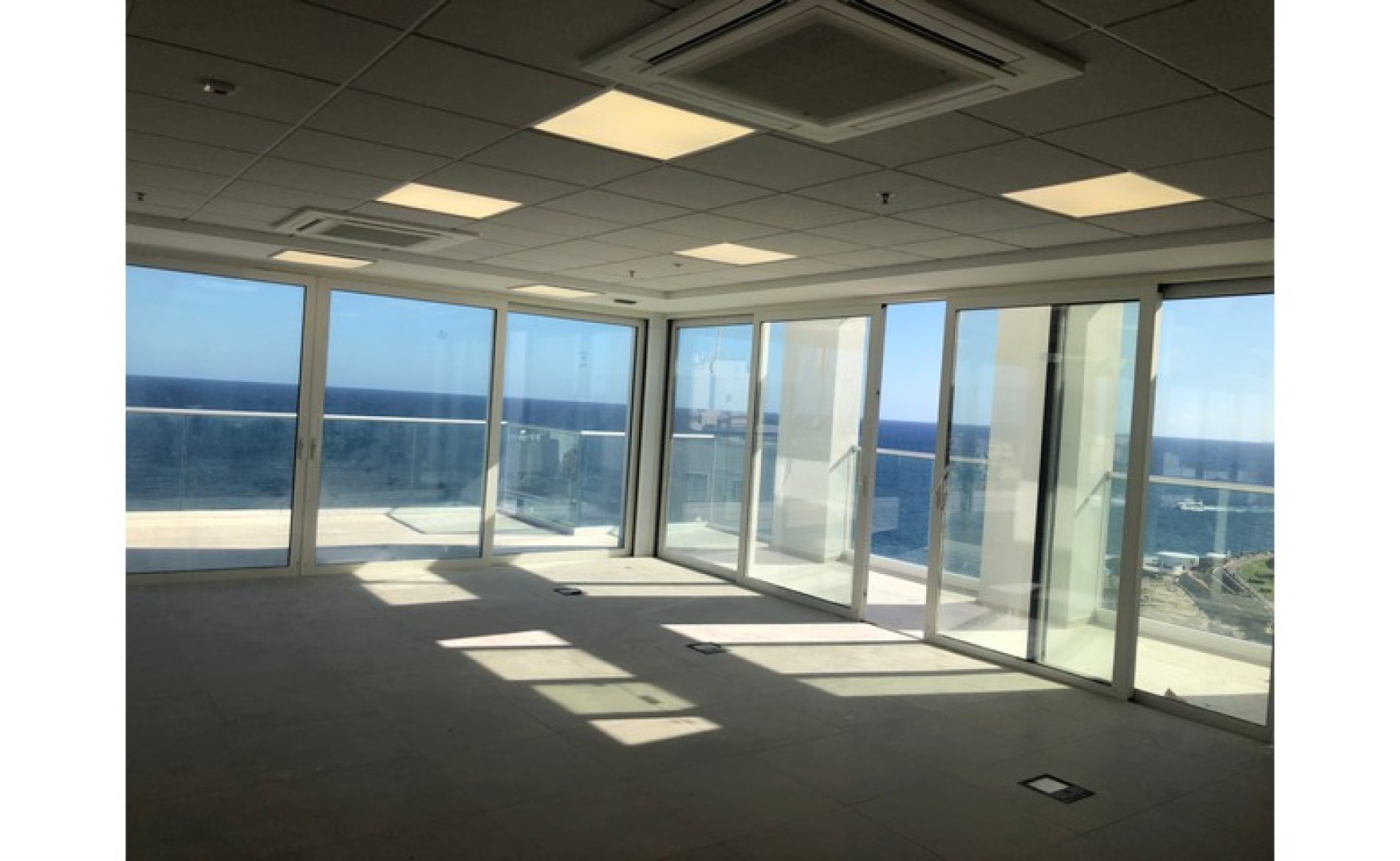 Penthouse with a Pool