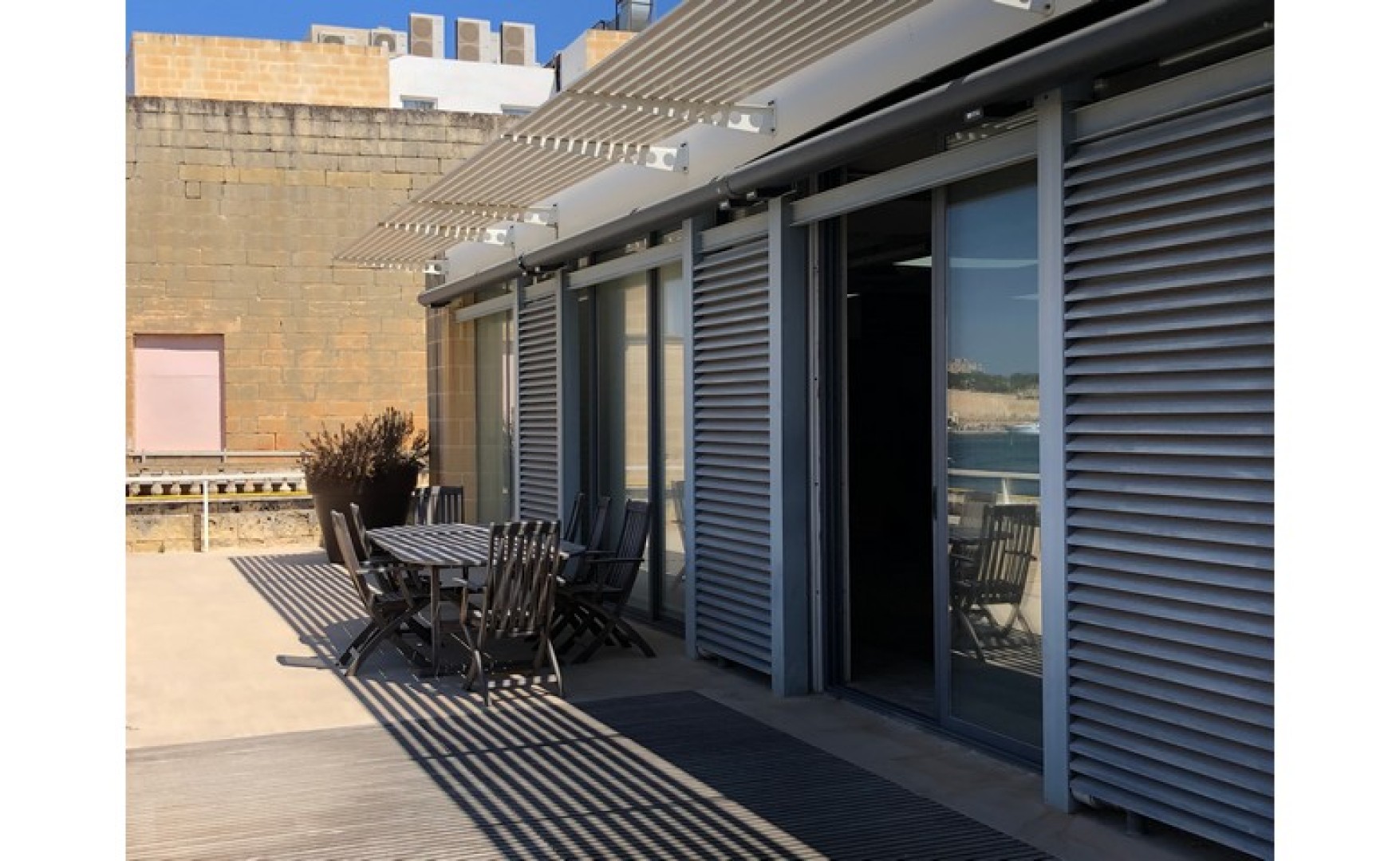 Penthouse with Seaviews