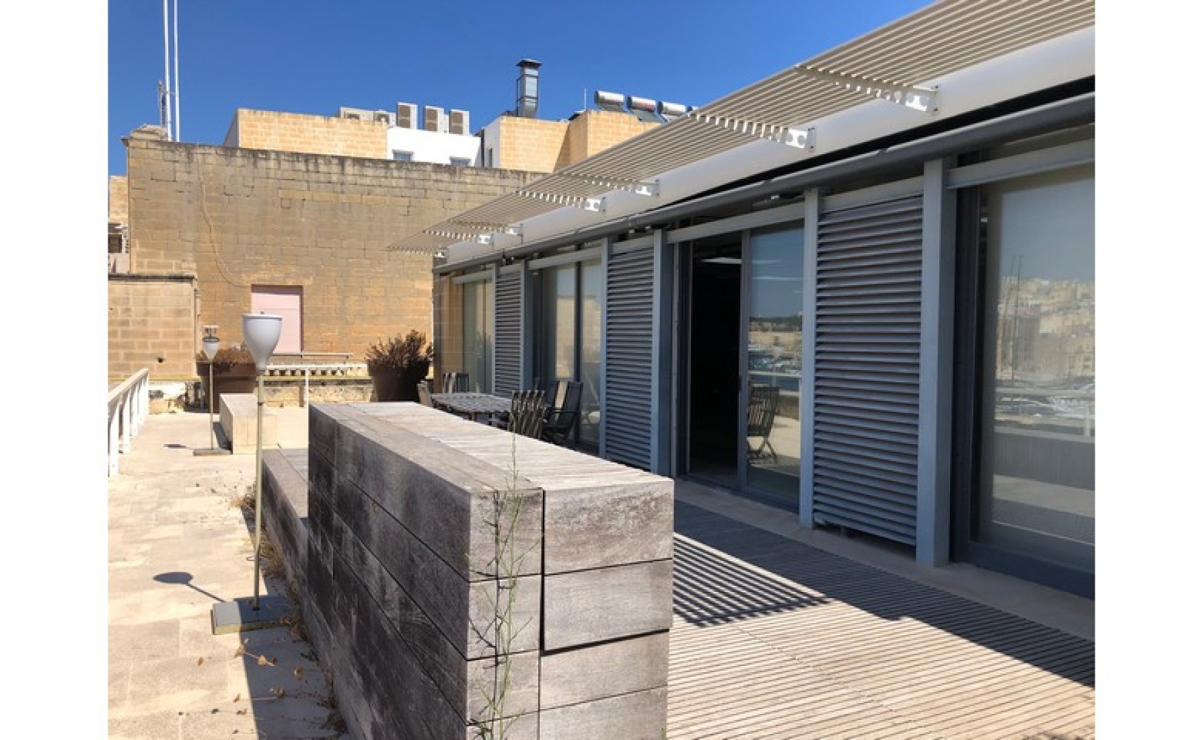 Penthouse with Seaviews