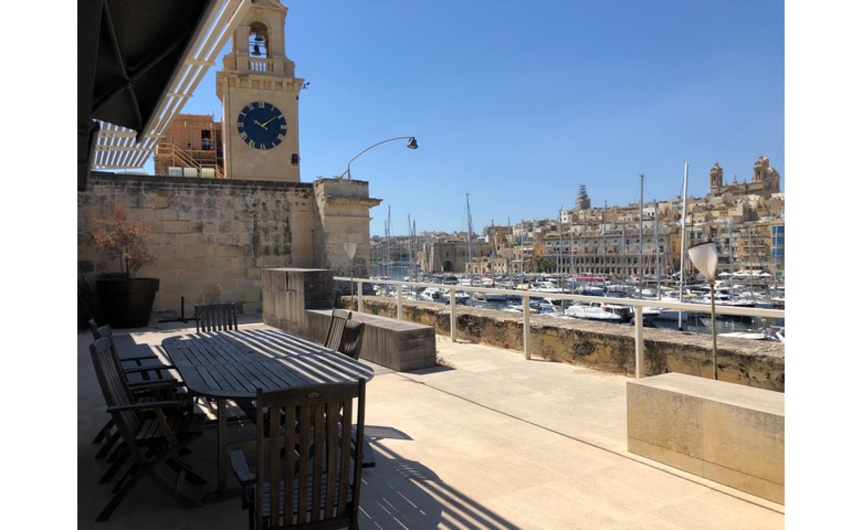 Penthouse with Seaviews