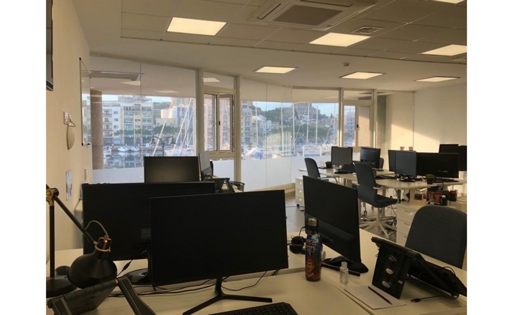 Furnished Office Space with Sea Views