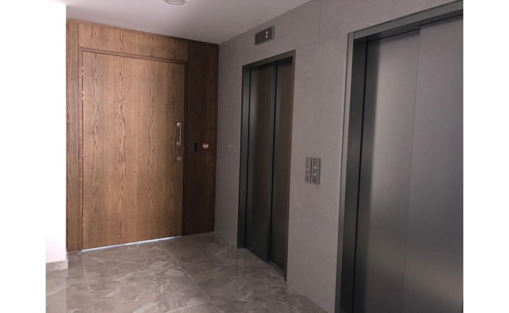 Seafront Modern Office