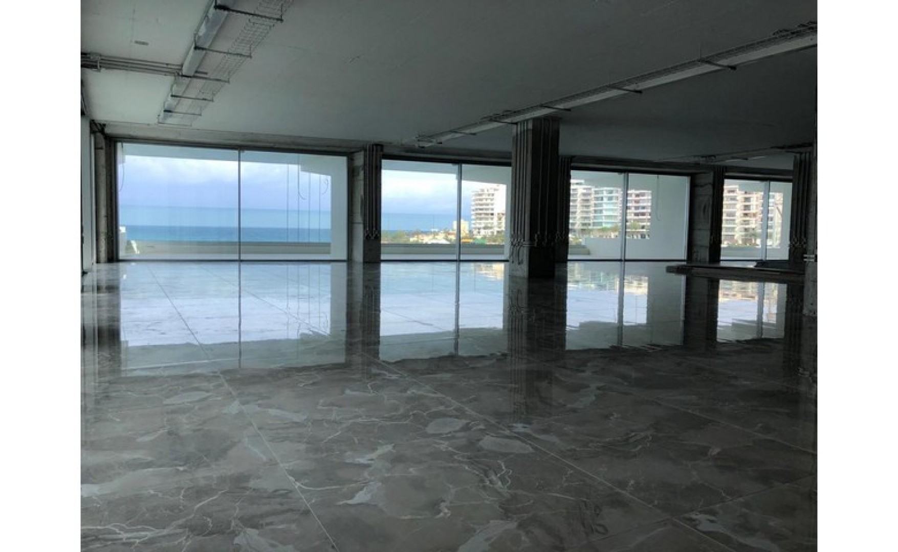 Seafront Modern Office