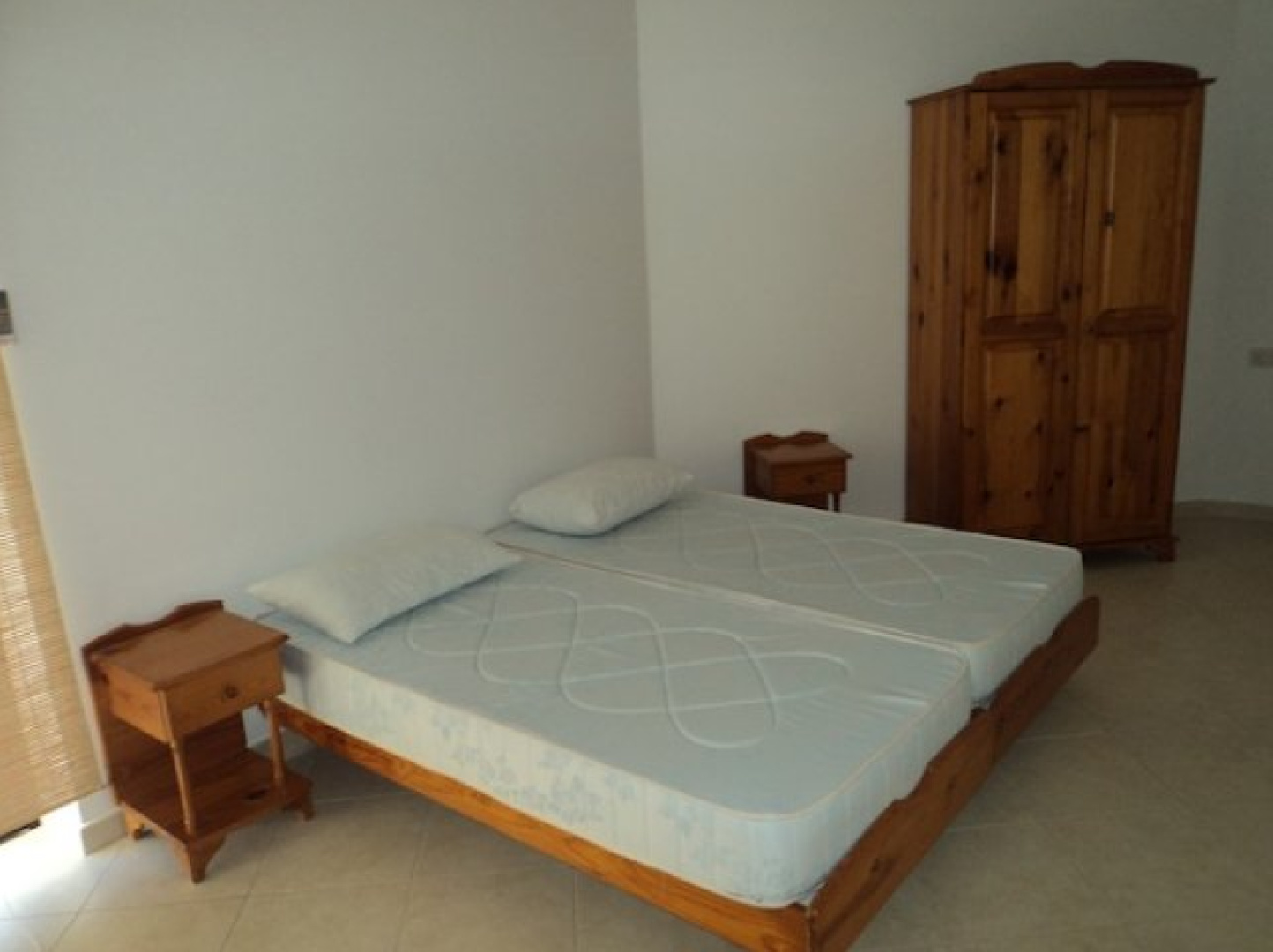 3 bedroom House in Ibragg with a terrace