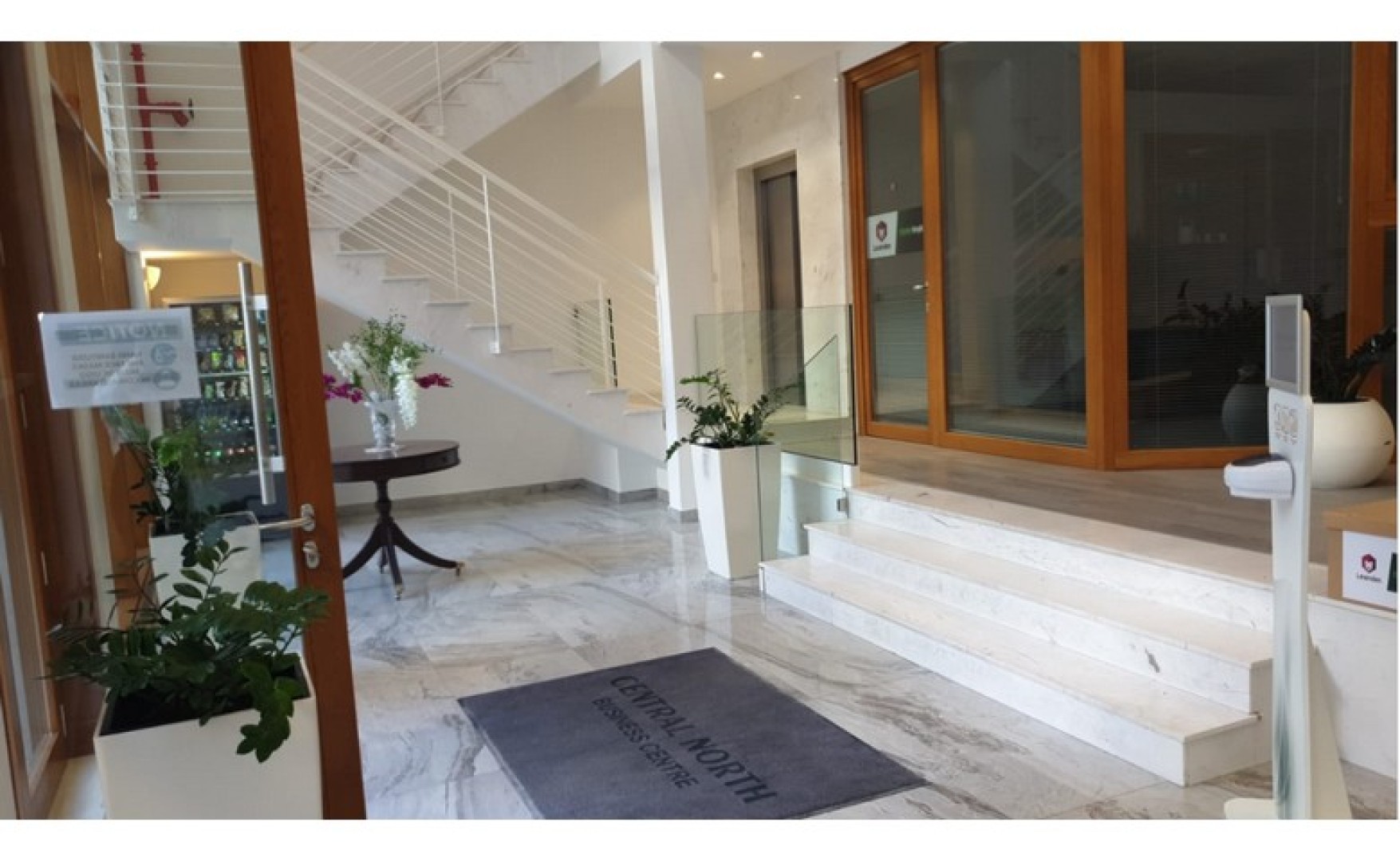 Penthouse Office with a Terrace