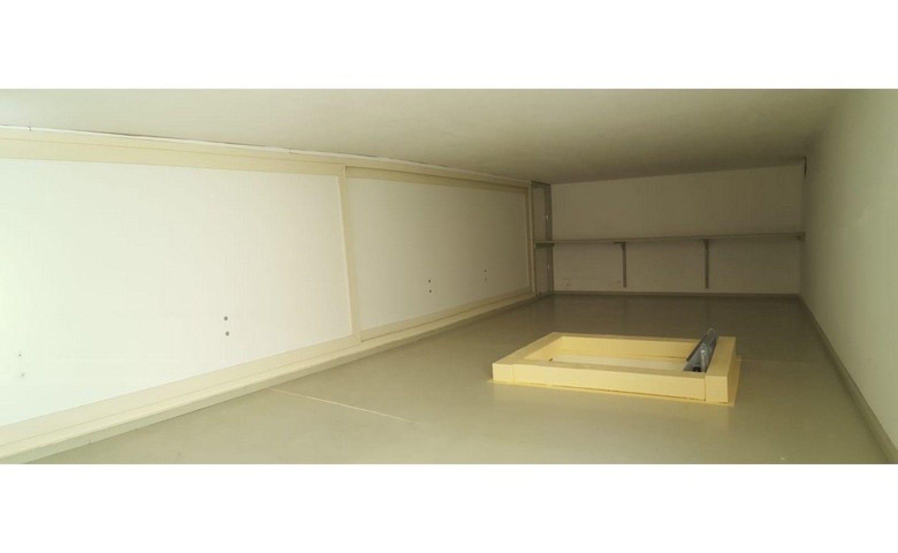 Estate Agents Malta: Garage for rent in San Gwann