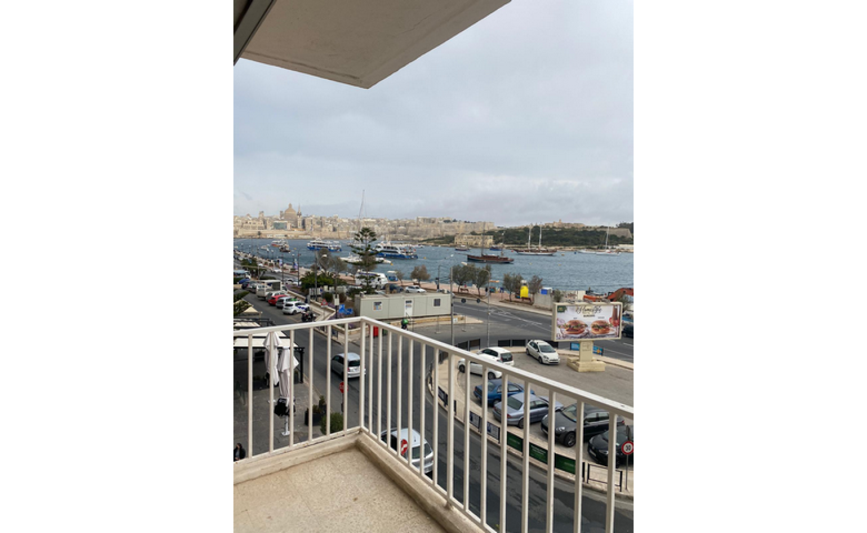 Apartment with Seaviews